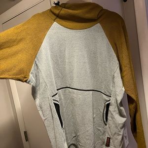 Melanzana Microgrid Fleece